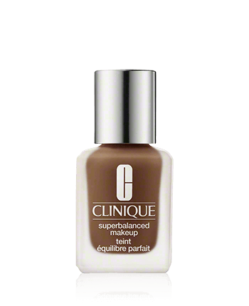 Clinique Superbalanced Makeup WN 122 Clove (30 ml)